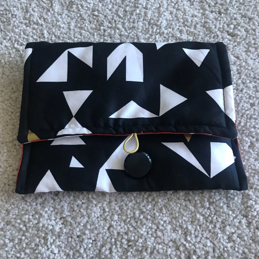 Geometric Print Small Cloth Clutch NWOT